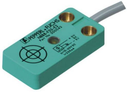 Pepperl+Fuchs Induktiver Sensor NBB8-F33-E3-0,2M-V1 286896 PNP - Bild 1