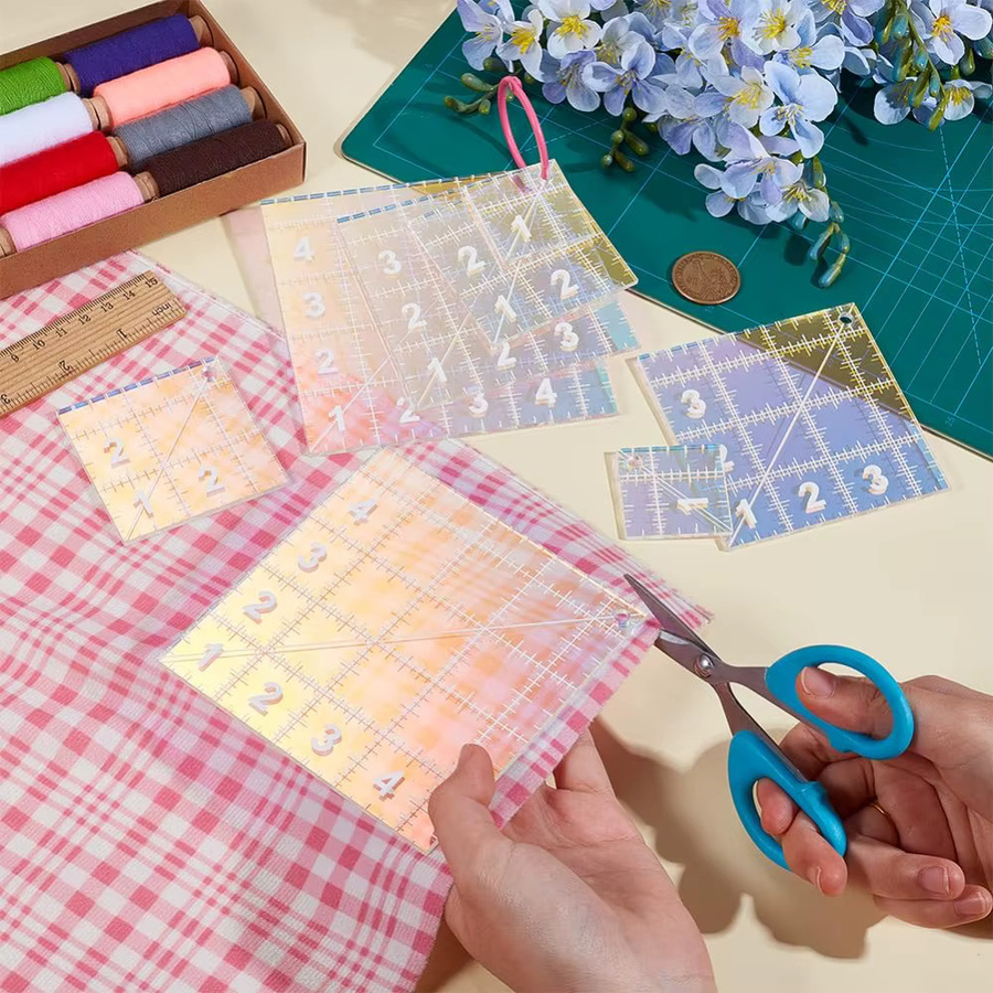 Quilten Acryl Vorlage mit 4 Quadraten in schillernden Farben für Stoff Schneiden und Nähen, DIY Werkzeug aus Kunststoff, Multicolor - Bild 2