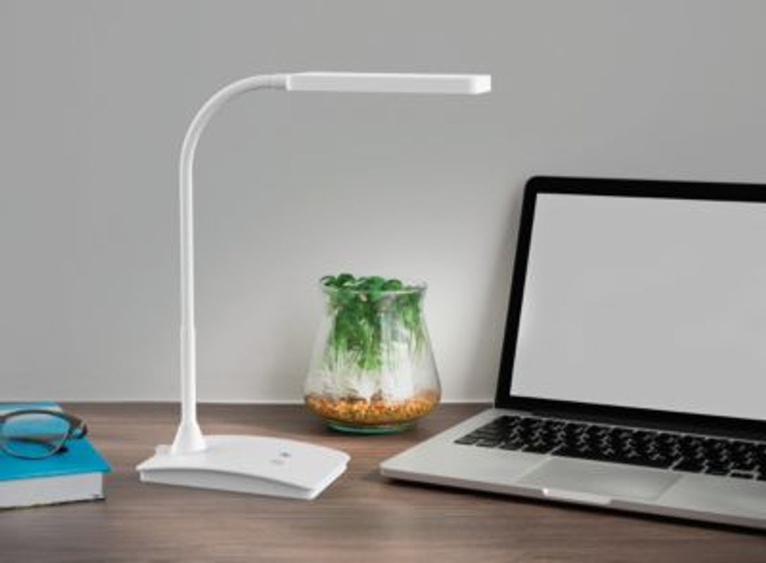 MAUL pearly colour vario LED-Schreibtischleuchte in Weiß mit Touch-Dimmer, 6 W und 320 lm, drehbar und neigbar - Bild 2