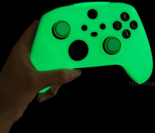 TECTINTER Silikon Schutzhülle in Leuchtend Grün für Xbox Series X/S Gamepads - Bild 1