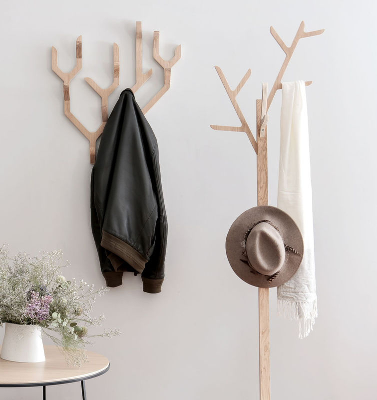 Harto Ambroise Wandgarderobe aus Eichenholz in Braun im rustikalen Design - Bild 2