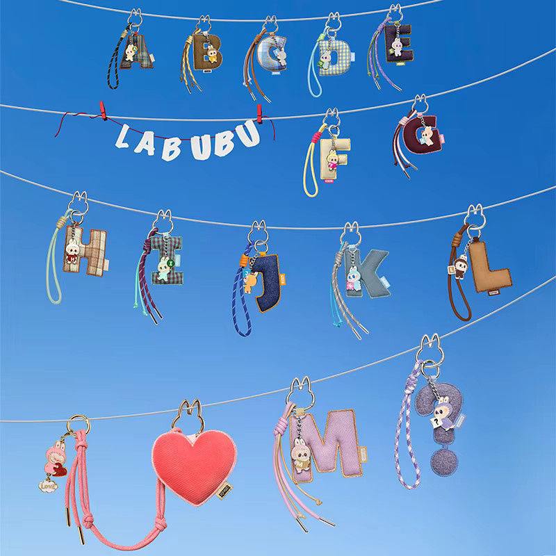 POP MART THE MONSTERS Pin for Love Series, Blindbox mit Buchstabenanhänger, 2er-Set - Bild 3