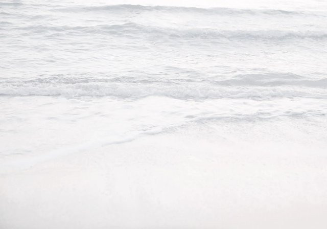 Komar Fototapete Vlies Silver Beach B: 400 cm, H: 280 cm - Bild 1