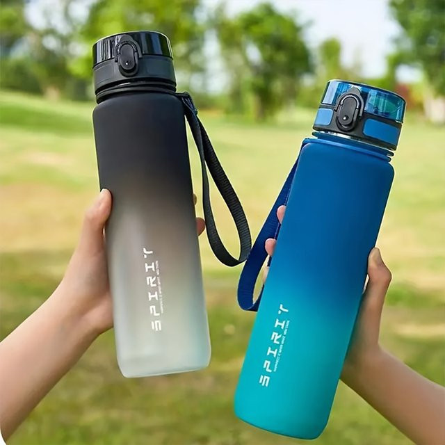 WIFEFUN Farbverlaufs-Wasserflasche in Blau mit 1000 ml Fassungsvermögen für Outdoor, Camping und Fitnessstudio - Bild 1