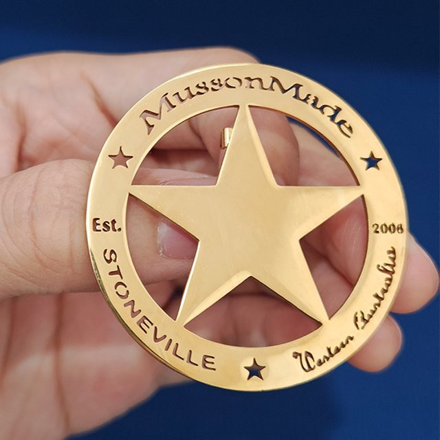 Enjoy steel Brosche, Edelstahl, Gold - Bild 1