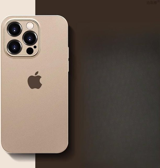 Apple iPhone 16 Silikon Handyhülle in Schwarz, ultradünne matte Weichschale mit Feinschicht-Schutz - Bild 1