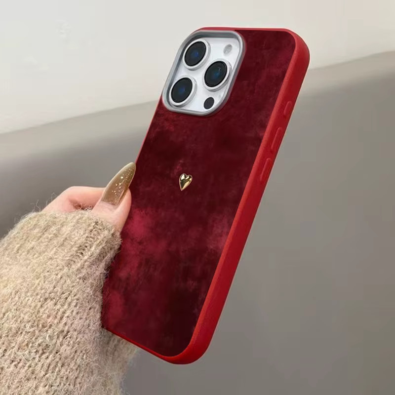Burgunderrote TPU-Handyhülle mit goldenem Herzmuster für iPhone 11 bis iPhone 17 Pro Max und weitere Modelle - Bild 3