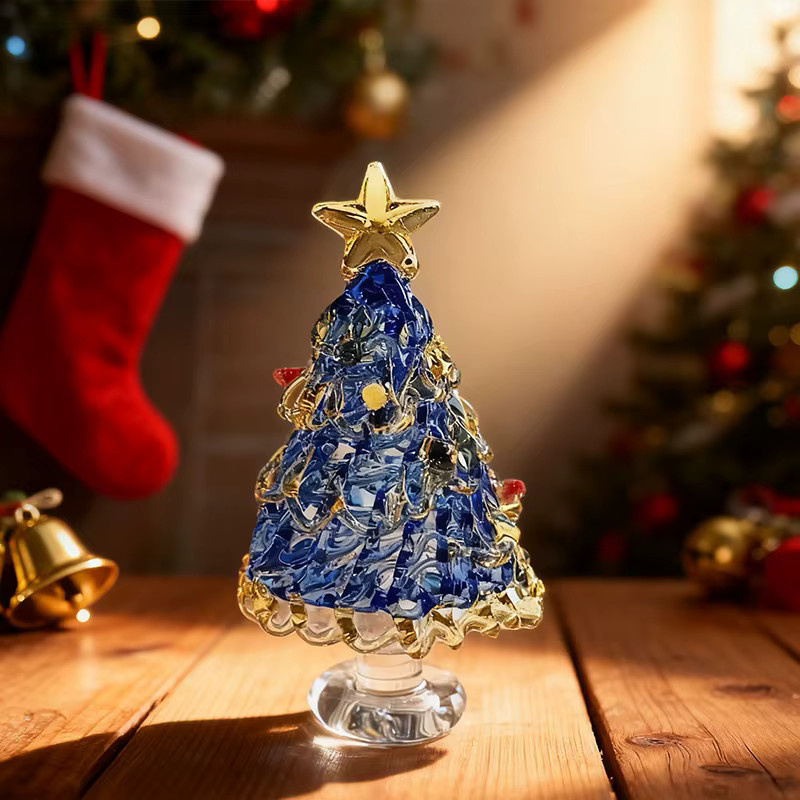 Handgefertigte Miniatur-Glasskulptur Weihnachtsbaum von YUYU in Grün und Weiß, abstrakte Glas-Deko für den Tisch - Bild 5
