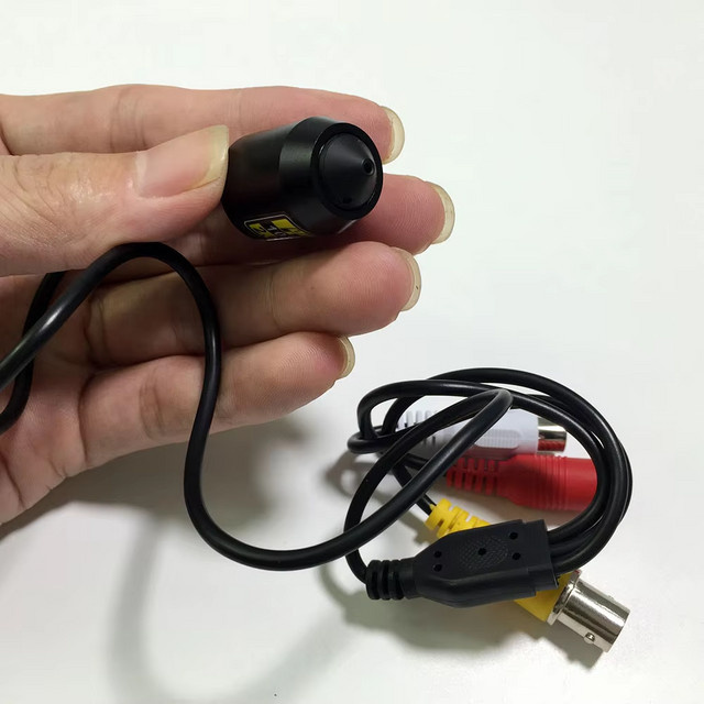 Mini-CCD-323-Chip 4-in-1 Sicherheitskamera mit 2MP HD-Objektiv für 1080P AHD TVI CVI CVBS Kamerasysteme in Schwarz - Bild 1