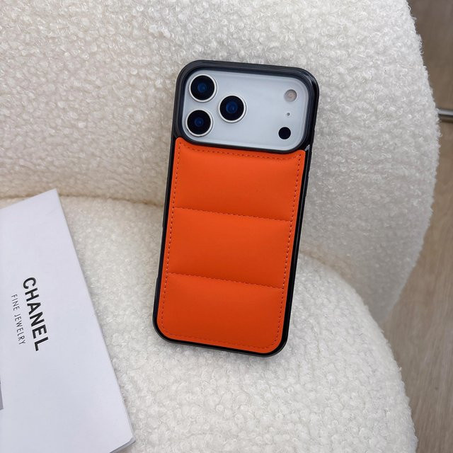 Stoßfeste Daunenjacke Pufferhülle für Apple iPhone 17 16 15 14 13 12 11 Pro Max Plus in Orange - Bild 1