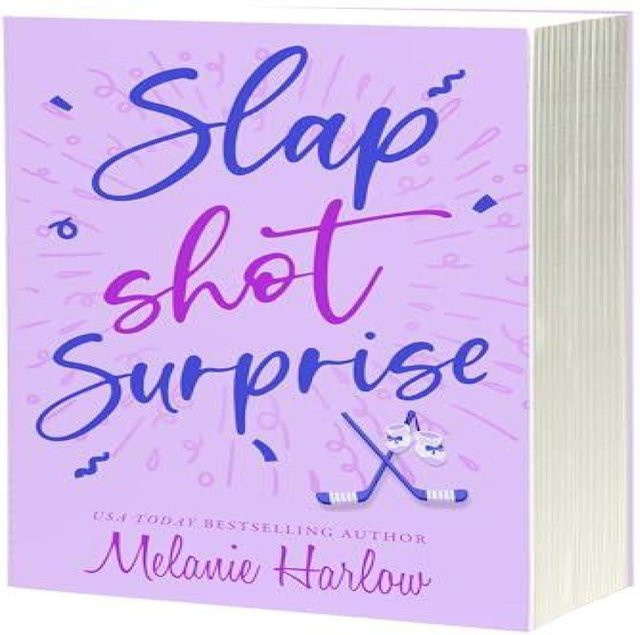 Slap Shot Surprise von Melanie Harlow, Taschenbuch - Bild 1
