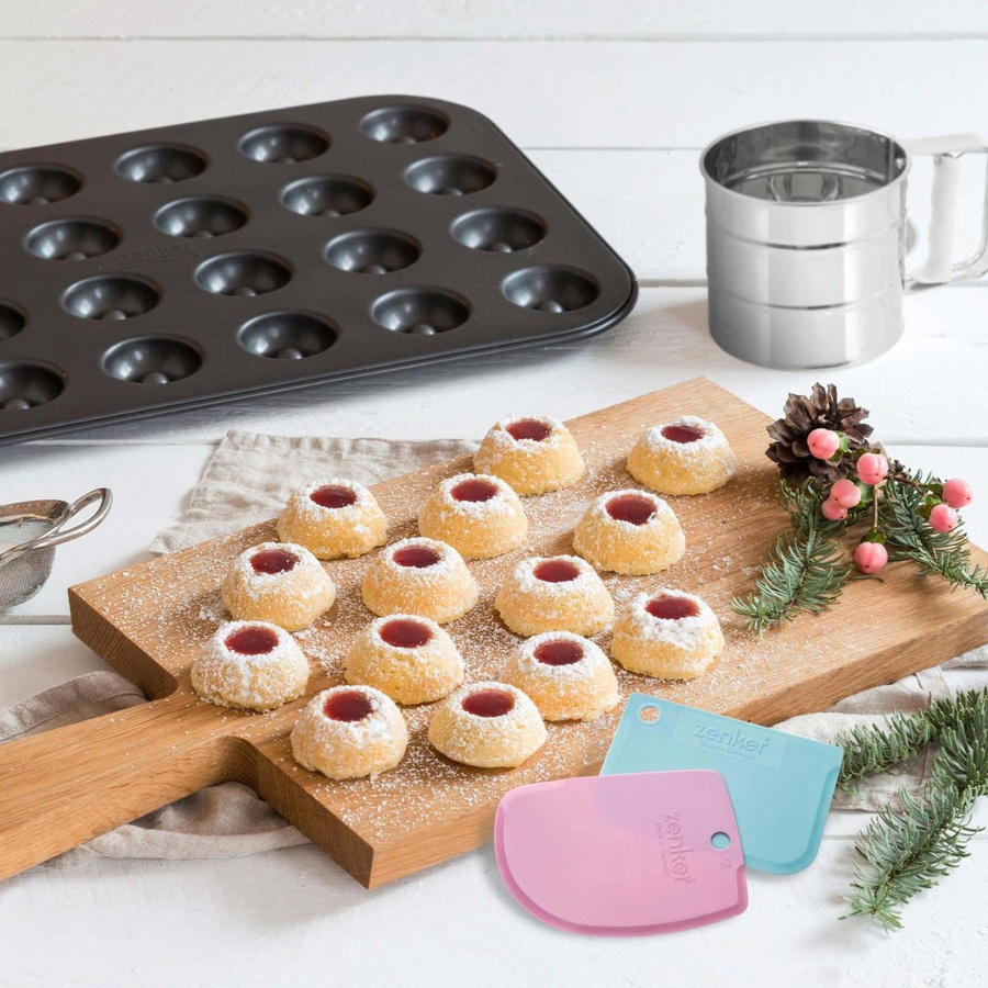 Zenker Back-Set Husarenkrapfen, 4-teilig, aus Stahl und Silikon, mit Backblech, antihaftbeschichtet und spülmaschinenfest - Bild 2