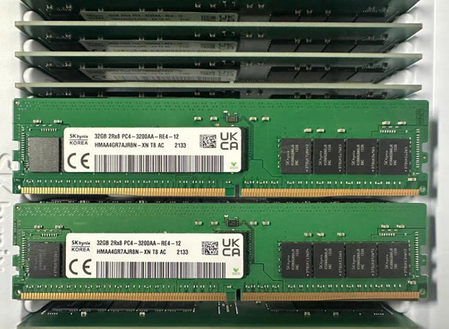 SK Hynix DDR4 ECC REG RDIMM Serverspeicher 32 GB 3200 MHz PC4-25600 2Rx8 Grün - Bild 1