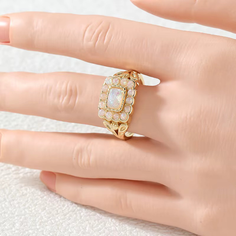 Ring für Damen, Imitationsopal, goldene Farbe - Bild 2