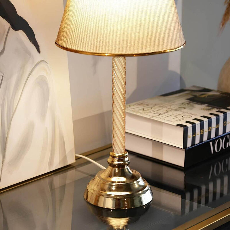 Opviq Tischleuchte in Gold und Beige mit Stoffschirm und E27 Fassung, B/T/H: 22 x 22 x 45 cm - Bild 4