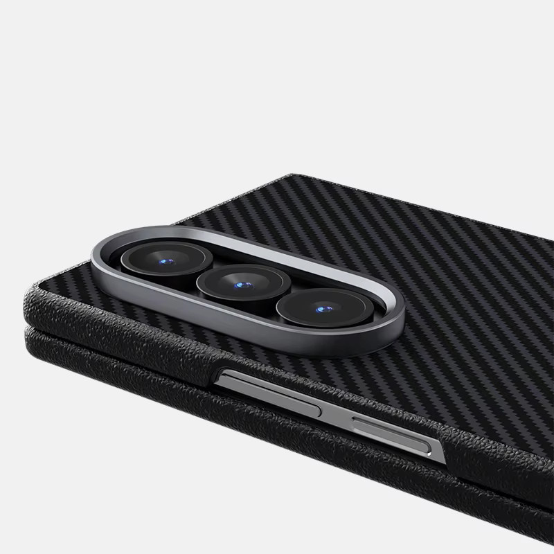 Magsafe Magnetische Schutzhülle aus Carbon Fiber für Samsung Galaxy Z Fold 7, Z Fold 6 und Z Fold 5 in Schwarz oder Lila - Bild 4