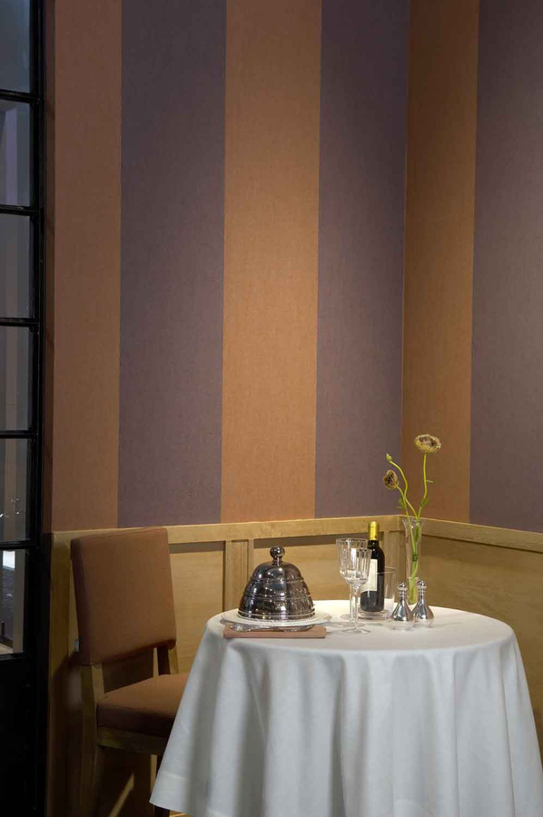 Flamant Wallpaper Grande Stripe Tapete mit Streifenmuster in Havane und Chocolat, modern und abstrakt, Vlies-Tapete, mehrfarbig Braun - Bild 1