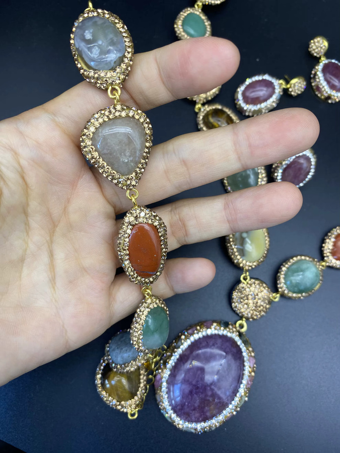 mutu Schmuckset, Amethyst, Tigerauge, Quarz, Strass-Perlen, Halskette, Ohrringe - Bild 3