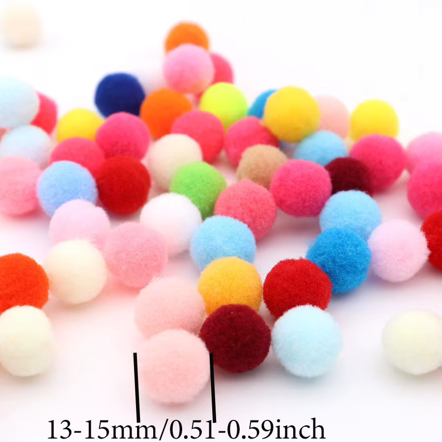 150 Stück bunte und weiße Plüsch-Pompons für DIY-Projekte, Durchmesser: 1,5 cm, 20 g pro Beutel - Bild 2