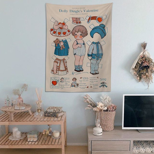 VIKAMA Vintage Dolly Dingle Wandteppich mit Papierpuppen-Illustration, Mehrfarbig, B/H: 60 x 40 cm - Bild 1
