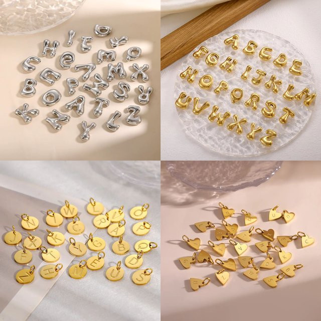 CARLIDANA Charms-Set, vergoldetes Edelstahl, Buchstaben, Unisex - Bild 1