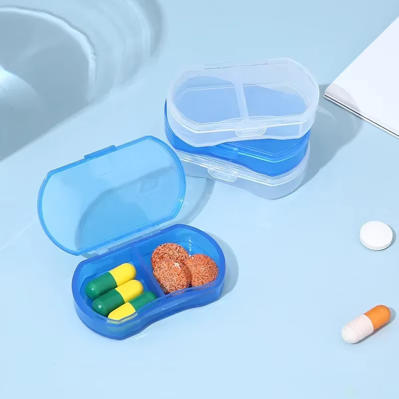 Vvocci 2-Fach Tabletten-Reisebox Medikamenten-Aufbewahrung in Weiß und Blau - Bild 1