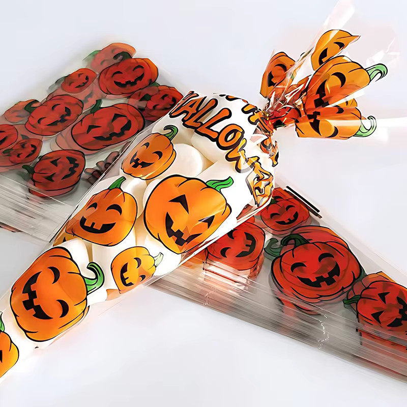 ZYF Halloween Süßigkeiten Taschen, 50 Stück transparente Kunststoff Beutel mit Kürbis-Print für Snack-Verpackungen und Party-Zubehör - Bild 3