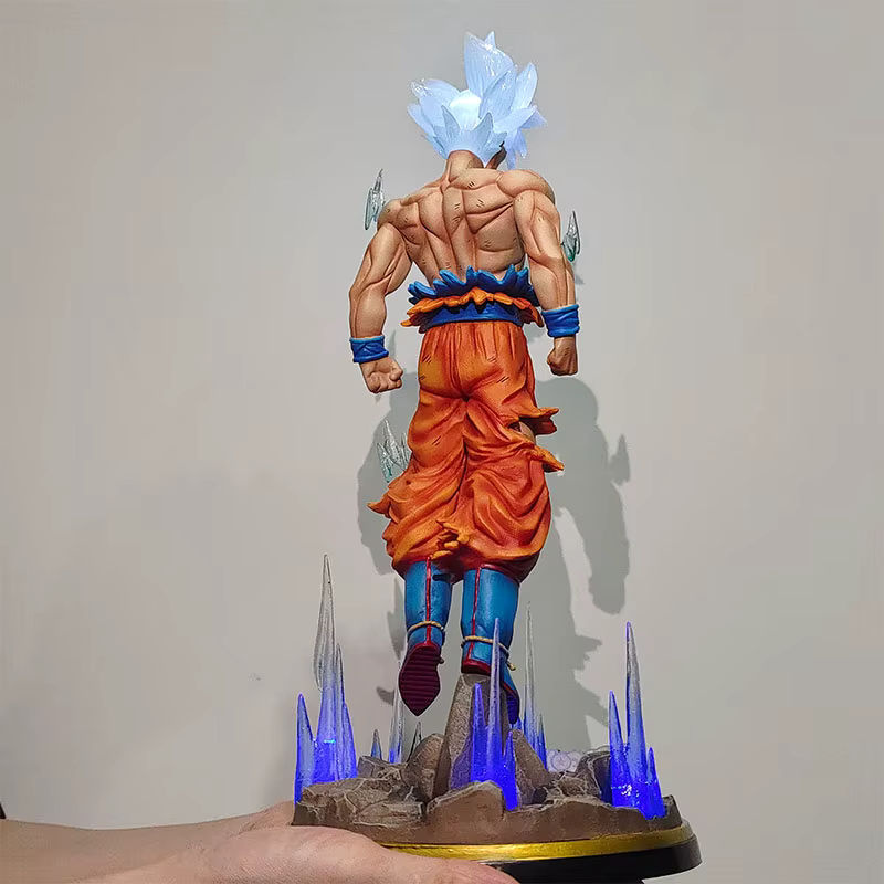 Bandai Dragon Ball Ultra Instinct Goku Anime Figur aus PVC in Mehrfarbig - Bild 4