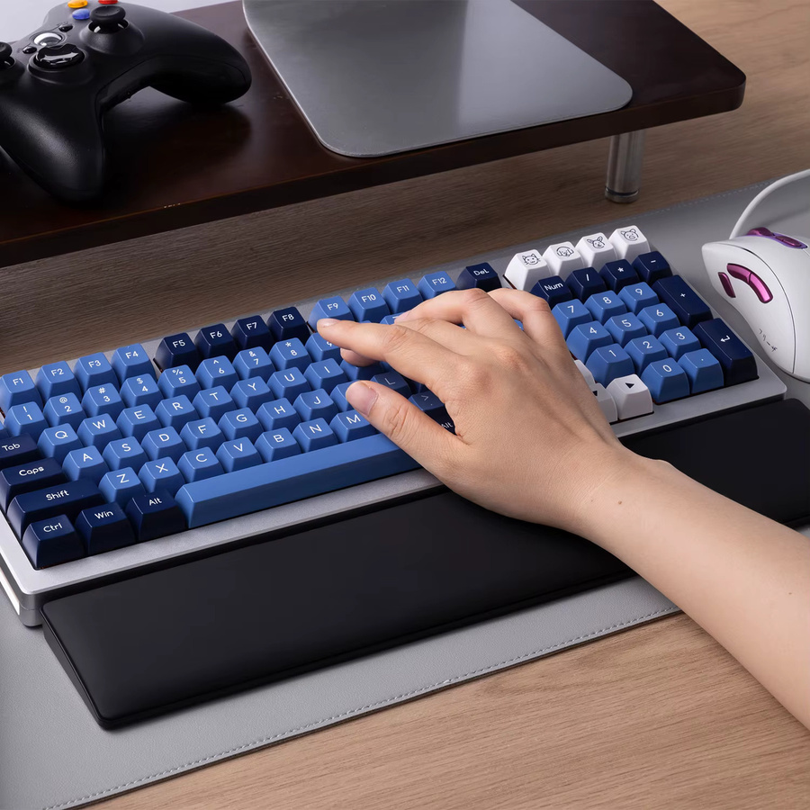 Akko Monsgeek PU-Handgelenkauflage für 87/98 Tasten in Pink oder Black mit ergonomischer Anti-Rutsch-Basis - Bild 3