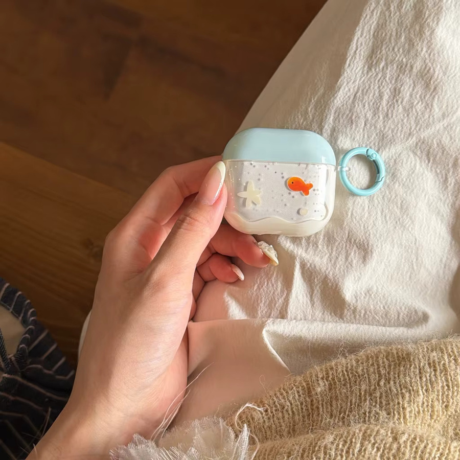 Transparente Apple AirPods Schutzhülle mit Seestern- und Fisch-Design in Blau inklusive Haken für AirPods 1, 2, 3, 4 und Pro 2/3 - Bild 3
