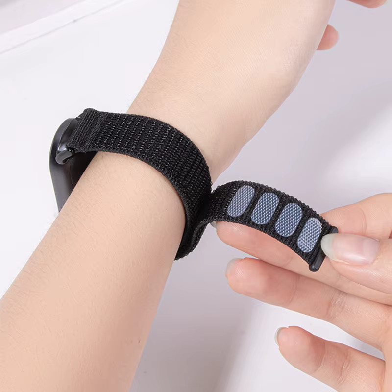 SNQP Nylon-Armband für Xiaomi Mi Band 8, 9 und 10 in Schwarz - Bild 3