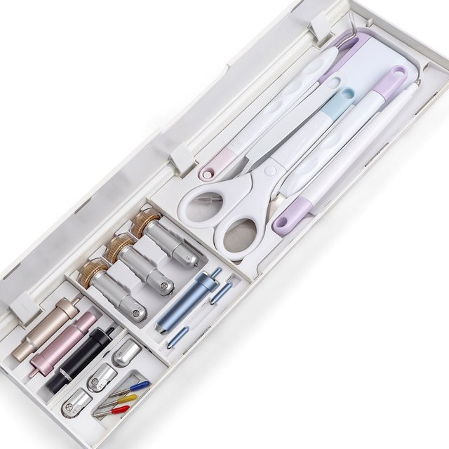 Cricut 4-teiliges Werkzeugaufbewahrungsset in Weiß für Maker 3 und Maker inklusive Unkrautentfernungswerkzeug-Kit, Klingenhalter und Spitzenzubehör-Organizer aus Kunststoff - Bild 1