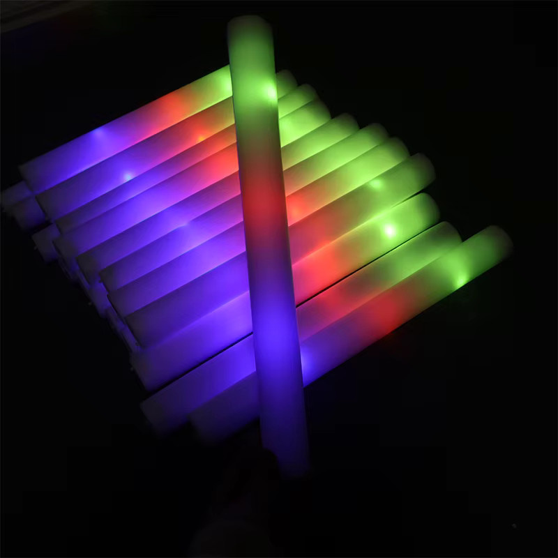 Bunte RGB LED-Leuchtstäbe aus Schaumstoff für Party, Hochzeit und Weihnachten - Bild 2