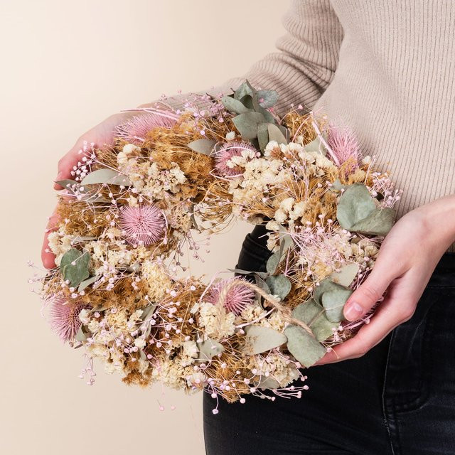 Trockenblumenkranz Blume2000 in Pastellfarben mit Eucalyptus und floralen Akzenten im Boho-Stil, Durchmesser: 25,0 cm - Bild 1