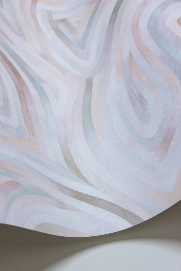 Cole & Son Tapete Kawakubo in Soft Apricot mit botanischem Abstract Design - Bild 1