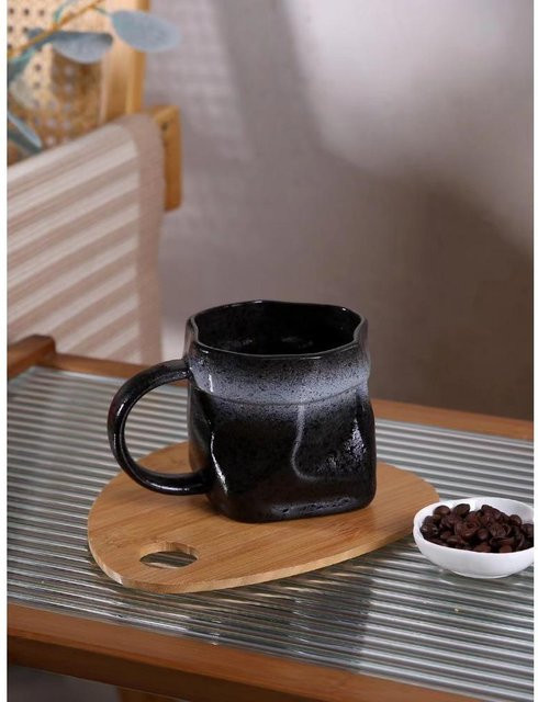 Keramiktasse im nordischen Retro-Stil von Yiran Furniture, unregelmäßiges Design, Schwarz, 450 ml - Bild 1