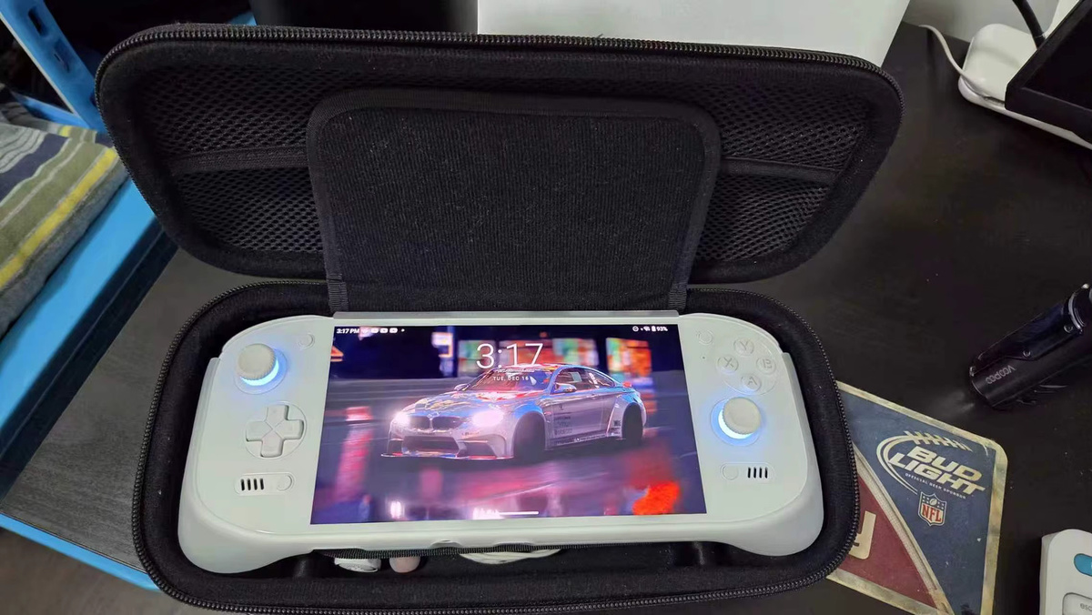 Skull & Co. MaxCarry Case Hartschalen-Aufbewahrungstasche für Nintendo Switch, Nintendo Switch OLED und Ayn Odin 2 Portal in Schwarz - Bild 6