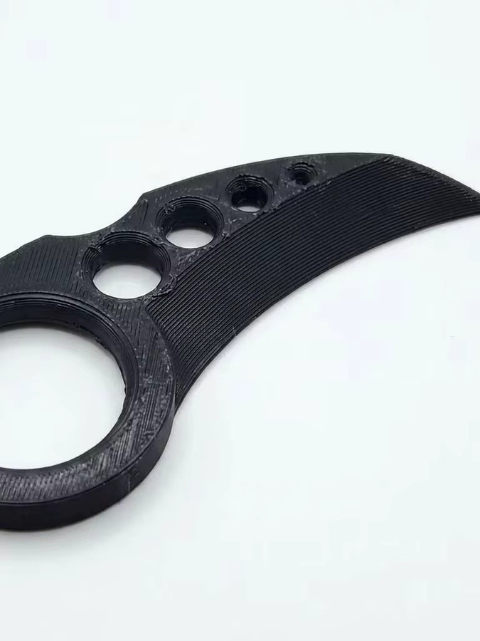 Praktischer Kartonöffner aus Kunststoff für schnelles Auspacken, erhältlich in Schwarz oder Weiß - Bild 4
