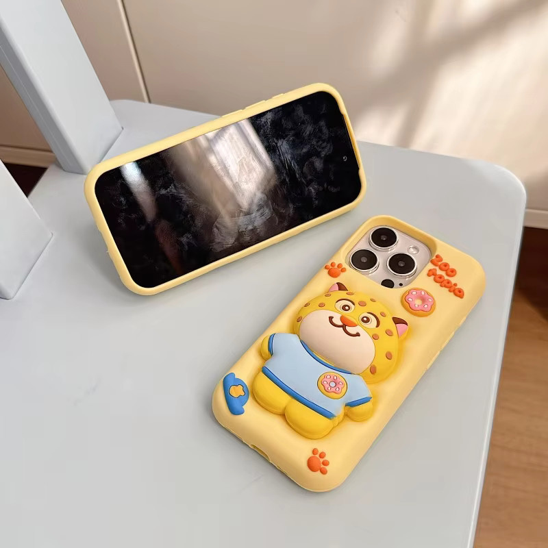 EHUIDE Silikon Handyhülle mit Tierhalter-Design für iPhone 12 bis iPhone 17 Pro Max, Stoßfeste Cartoon-Schutzhülle mit Standfunktion in Gelb - Bild 2