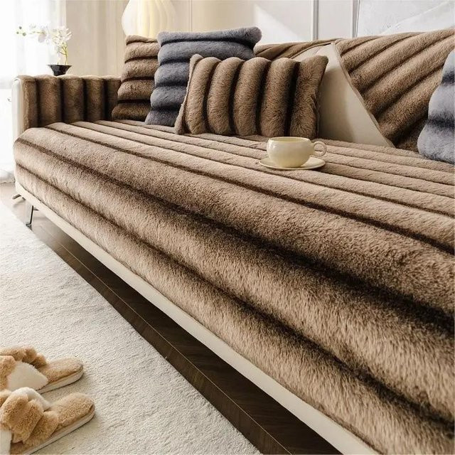 Luxuriöser Kaninchen-Plüsch-Sofabezug von Your Warm Home in Braun, rutschfester und superweicher Couchbezug in L-Form, Breite: 70 cm x Tiefe: 70 cm - Bild 1