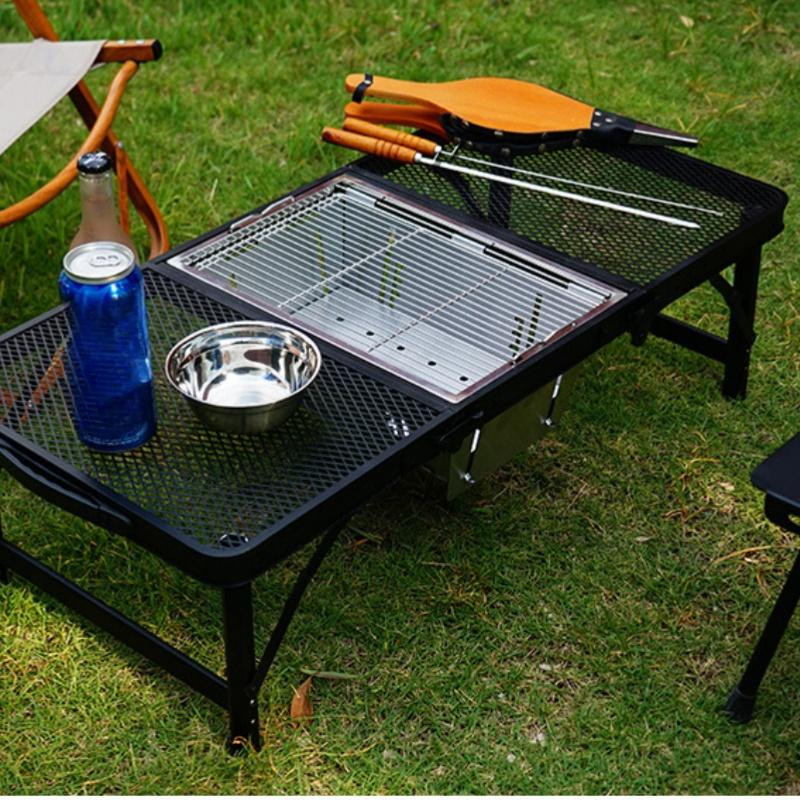 Tragbarer Outdoor Holzkohlegrill aus Edelstahl in Silber für Camping und Barbecue - Bild 3
