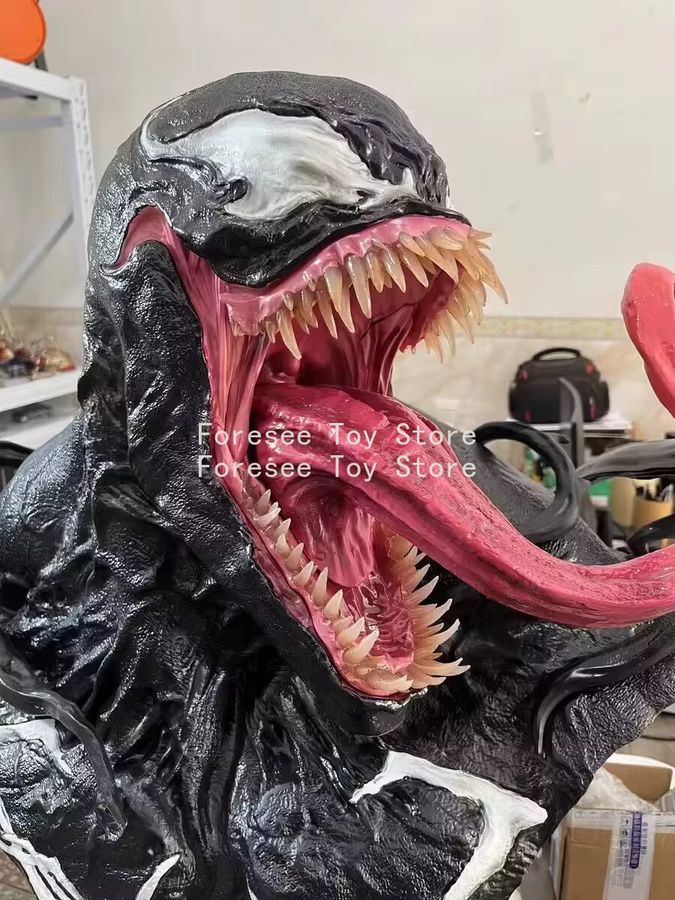 Bandai Venom Büste Figur in Schwarz, Höhe: 80 cm - Bild 2