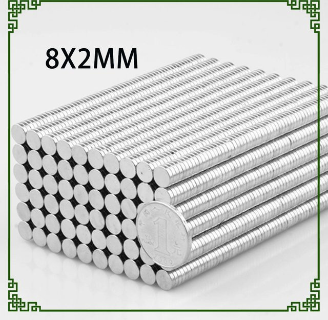 Runde Suchmagnete in Silber, leistungsstarke Magnetscheiben für Basteln und Heimwerken, Durchmesser: 8 mm, Tiefe: 2 mm - Bild 1