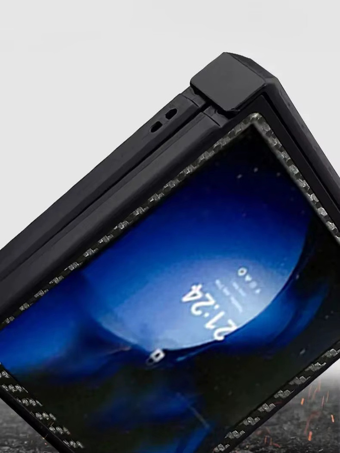 Luxuriöse Stoßfeste Handyhülle aus Leder mit Kohlefaser-Streifen für Motorola Razr 50, 60 und 70 Ultra in Schwarz - Bild 5