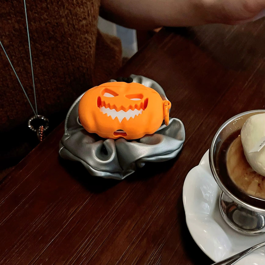 Apple Halloween-Kürbis Schutzhülle für AirPods 4, AirPods Pro 2, Pro, 3, 2, 1 in Orange - Bild 2