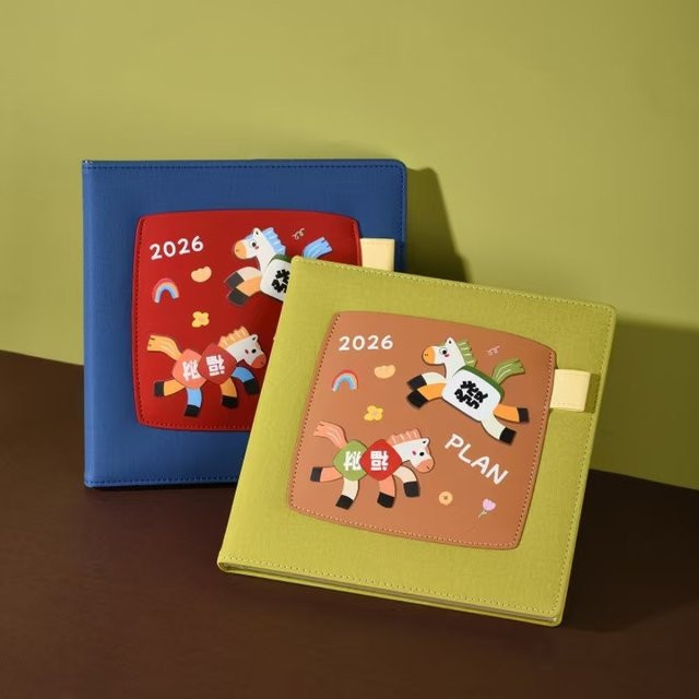 Strategischer Planer 2026 mit Punktraster-Layout und 8 Fächern, Modulares Produktivitätsjournal in Grün mit Hardcover - Bild 1