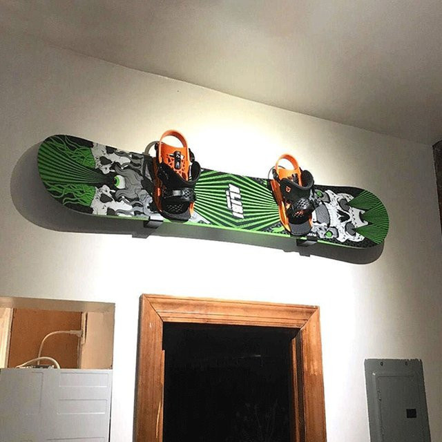 ACRDK Wandregal Organizer für Snowboards, Skis, Skateboards und Zubehör in Schwarz - Bild 1