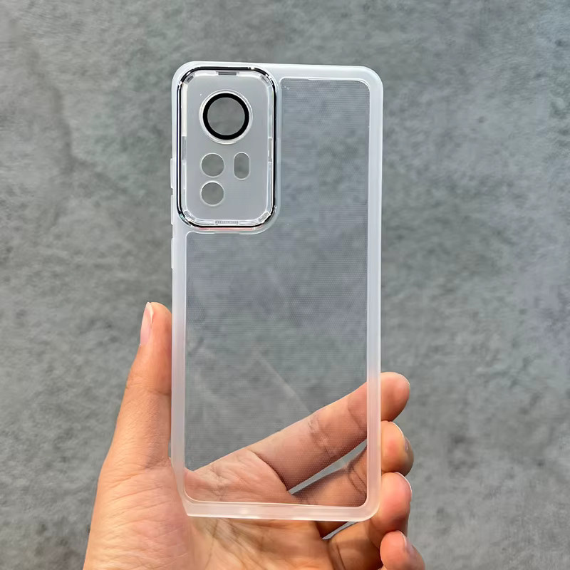 Stoßfeste Silikon Schutzhülle für Xiaomi 12, 12 Lite, 12s Pro, 12T Pro, 12T, 12X in Transparent - Bild 1