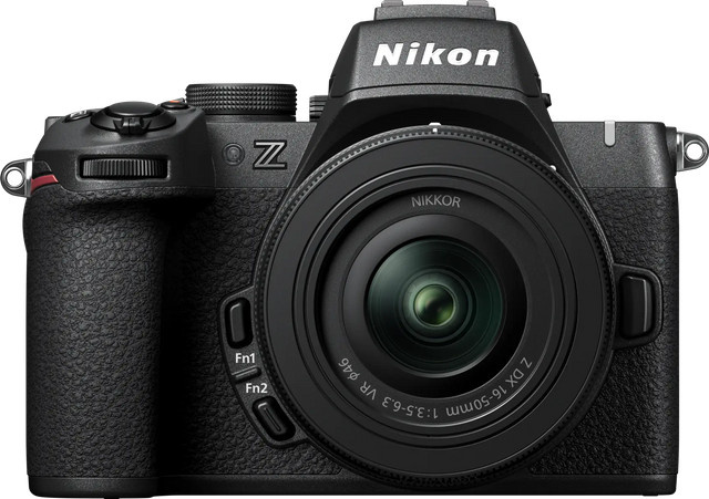 Nikon Z50 II Systemkamera Kit mit NIKKOR Z DX 16-50mm Objektiv in Schwarz - Bild 1