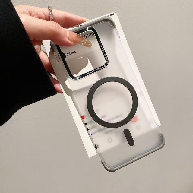Ultradünne magnetische Ladehülle für Xiaomi 14, Mi 14 Pro und Xiaomi 14 Pro Ultra in Titan-Silber und Transparent, randloses stoßfestes PC-Backcover - Bild 1